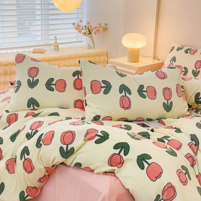 91家纺网 家纺一手货源 找家纺 木堇家居 2023新款牛奶绒印花四件套 粉郁金香