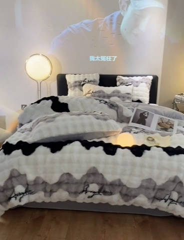 91家纺网 家纺一手货源 找家纺 澳梵家居 2023舒芙蕾印花兔兔绒牛奶绒四件套 舒芙蕾-高级黑