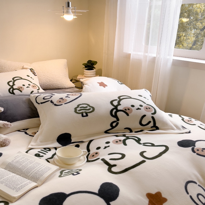 91家纺网 家纺一手货源 找家纺 宅部落 2023新款高克重牛奶绒四件套 欢乐伙伴