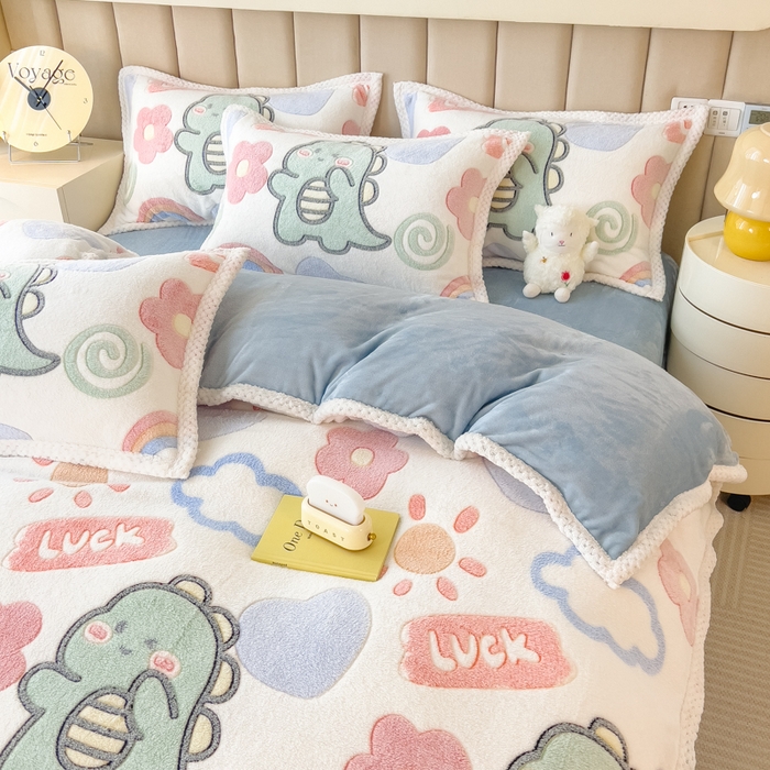 91家纺网 家纺一手货源 找家纺 2023新款立体6D雪花绒加厚保暖系列单枕套 48x74cm一对 七彩恐龙