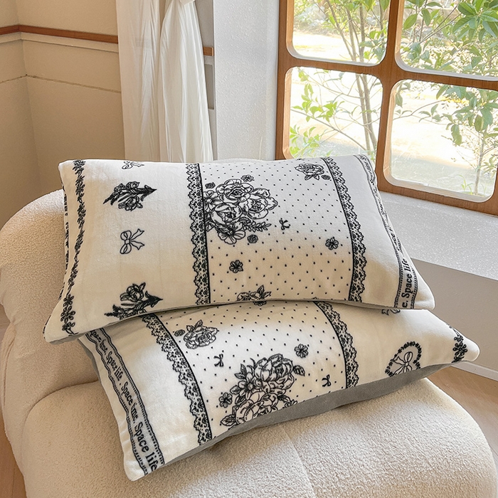 91家纺网 家纺一手货源 找家纺 桃子家居 2023新款ins法式复古赫本碎花山茶花卉加厚牛奶绒系列四件套 绒-娴雅