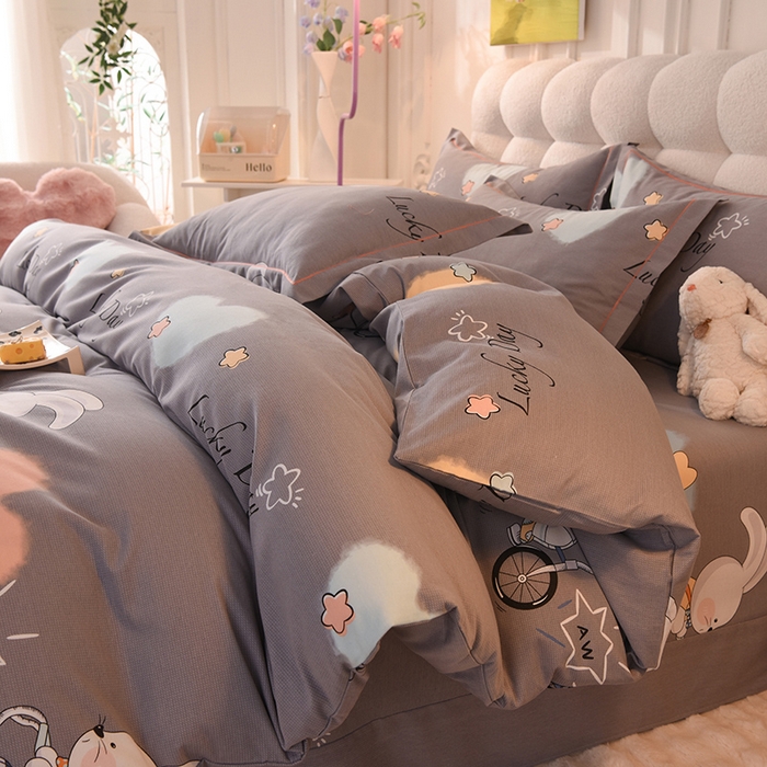 91家纺网 家纺一手货源 找家纺 简如   2025新款全棉磨毛印花四件套 彼得兔-灰