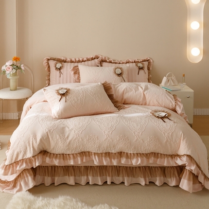 91家纺网 家纺一手货源 找家纺 （总）菊上 2025新款牛奶绒床盖款梦幻千玺系列四件套