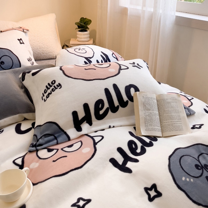 91家纺网 家纺一手货源 找家纺 宅部落 2023新款高克重牛奶绒四件套 愤怒的小煤球