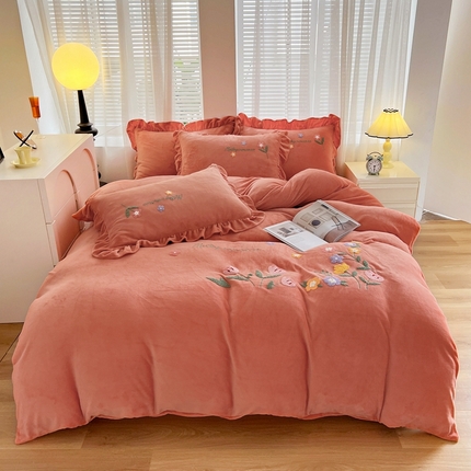 91家纺网 家纺一手货源 找家纺 （总）仟网汇 2023新款牛奶绒毛巾绣四件套