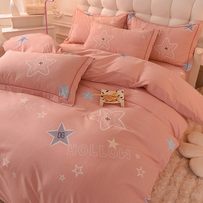 91家纺网 家纺一手货源 找家纺 简如   2025新款全棉磨毛印花四件套 星岛之恋-粉