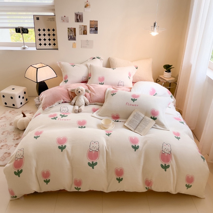 91家纺网 家纺一手货源 找家纺 宅部落 2023新款高克重牛奶绒四件套 郁金香小兔