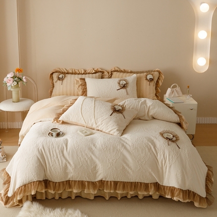 91家纺网 家纺一手货源 找家纺 （总）菊上 2025新款牛奶绒床盖款梦幻千玺系列四件套