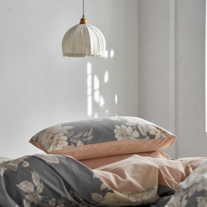 91家纺网 家纺一手货源 找家纺 时年2023新款全棉磨毛印花系列套件-花卉风格 薇甜-灰