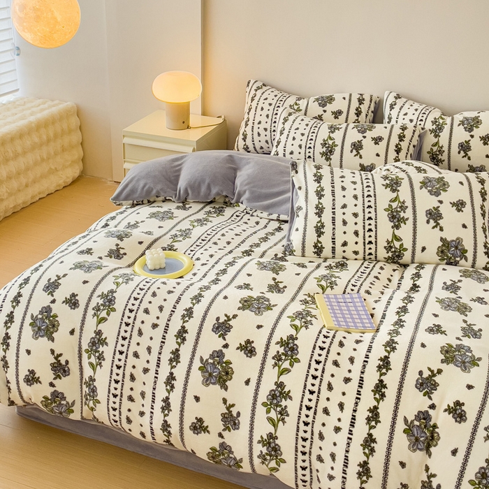 91家纺网 家纺一手货源 找家纺 木堇家居 2023新款牛奶绒印花四件套 法式浪漫