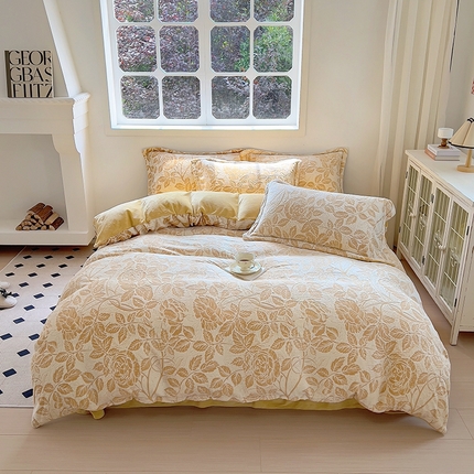 91家纺网 家纺一手货源 找家纺 昊川 2025新款230g短毛兔绒牛奶绒立体雕花四件套 暖阳