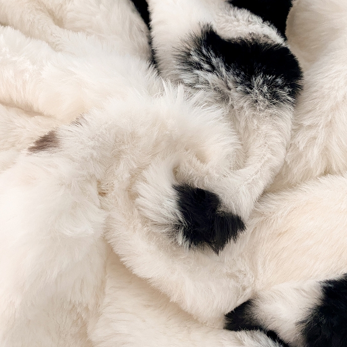 91家纺网 家纺一手货源 找家纺 澳梵家居 2023舒芙蕾印花兔兔绒牛奶绒四件套 幸运兔