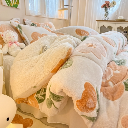 91家纺网 家纺一手货源 找家纺 （总）花伞 2023新款加厚雪花绒羊羔绒秋冬被保暖被芯