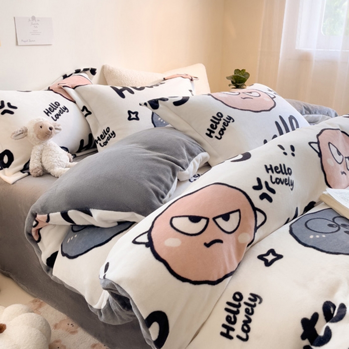 91家纺网 家纺一手货源 找家纺 宅部落 2023新款高克重牛奶绒四件套 愤怒的小煤球