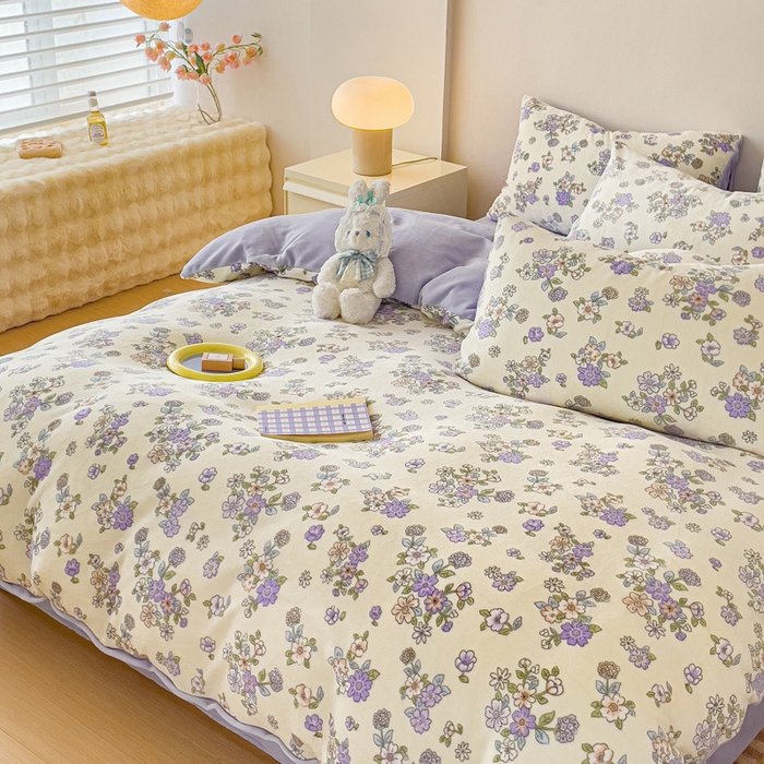 91家纺网 家纺一手货源 找家纺 木堇家居 2023新款牛奶绒印花四件套 紫薇