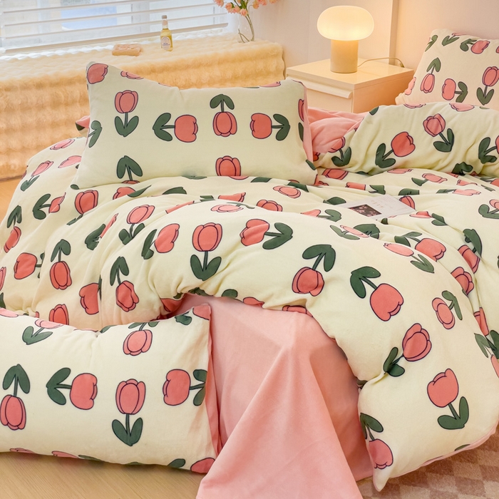 91家纺网 家纺一手货源 找家纺 木堇家居 2023新款牛奶绒印花四件套 粉郁金香