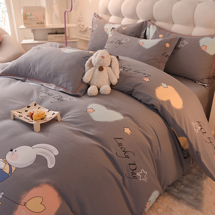 91家纺网 家纺一手货源 找家纺 简如   2025新款全棉磨毛印花四件套 彼得兔-灰