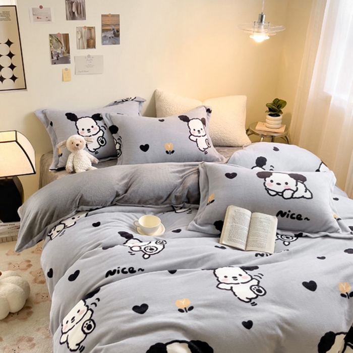 91家纺网 家纺一手货源 找家纺 宅部落 2023新款高克重牛奶绒四件套 快乐小汪汪