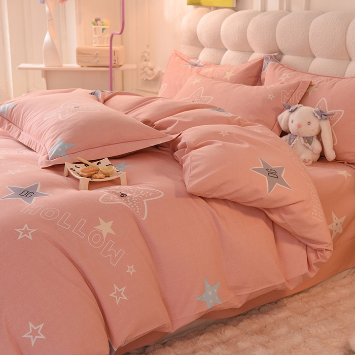 91家纺网 家纺一手货源 找家纺 简如   2025新款全棉磨毛印花四件套 星岛之恋-粉