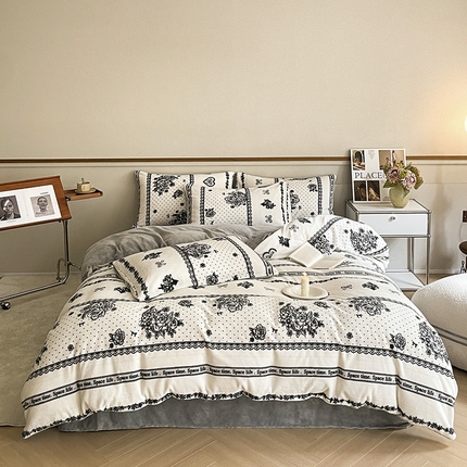 91家纺网 家纺一手货源 找家纺 （总）桃子家居 2023新款ins法式复古赫本碎花山茶花卉加厚牛奶绒系列四件套