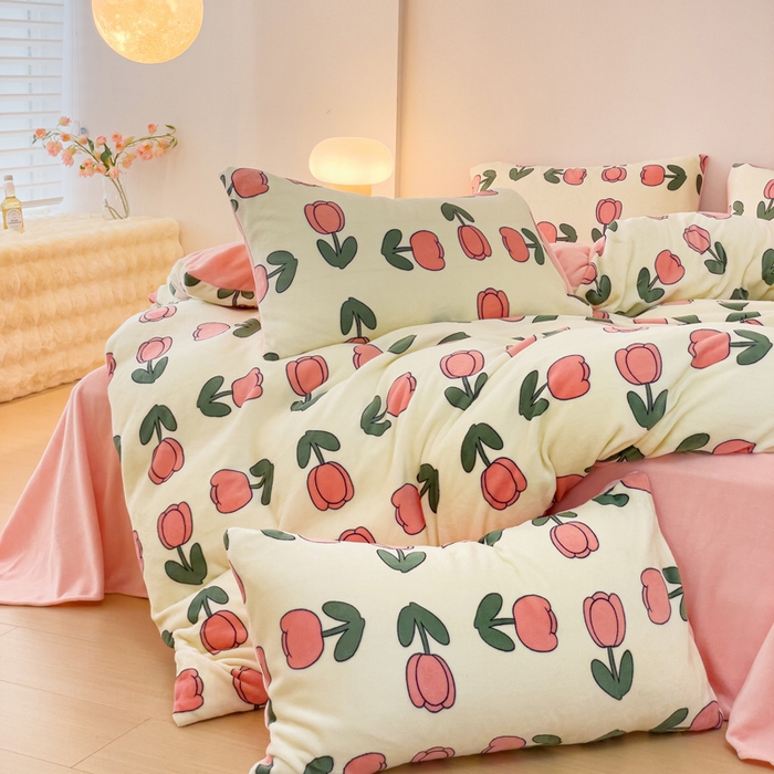 91家纺网 家纺一手货源 找家纺 木堇家居 2023新款牛奶绒印花四件套 粉郁金香