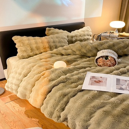 91家纺网 家纺一手货源 找家纺 澳梵家居 2023舒芙蕾印花兔兔绒牛奶绒四件套 舒芙蕾-豆荚绿