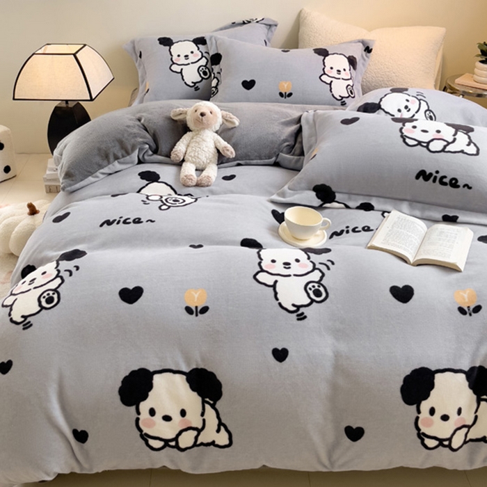 91家纺网 家纺一手货源 找家纺 宅部落 2023新款高克重牛奶绒四件套 快乐小汪汪