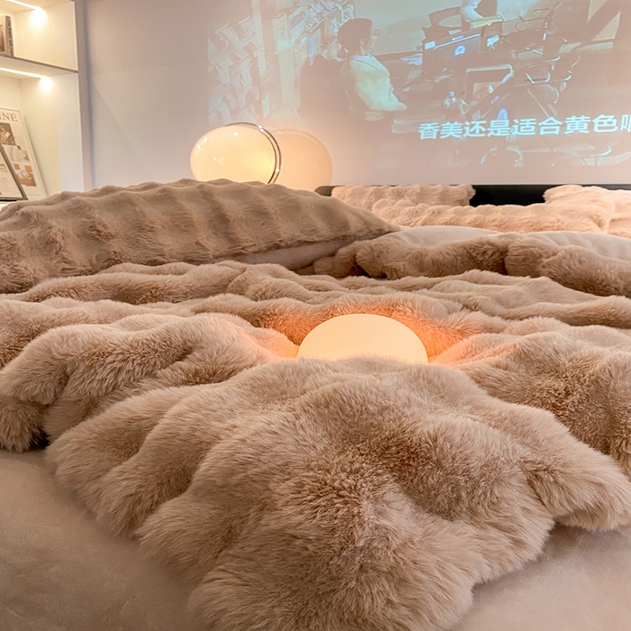 91家纺网 家纺一手货源 找家纺 澳梵家居 2023舒芙蕾印花兔兔绒牛奶绒四件套 舒芙蕾-卡其