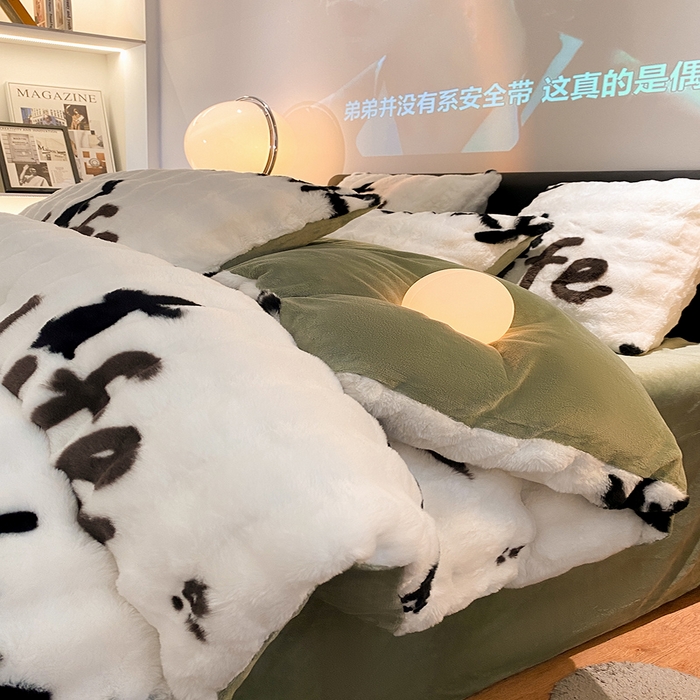 91家纺网 家纺一手货源 找家纺 澳梵家居 2023舒芙蕾印花兔兔绒牛奶绒四件套 幸运兔