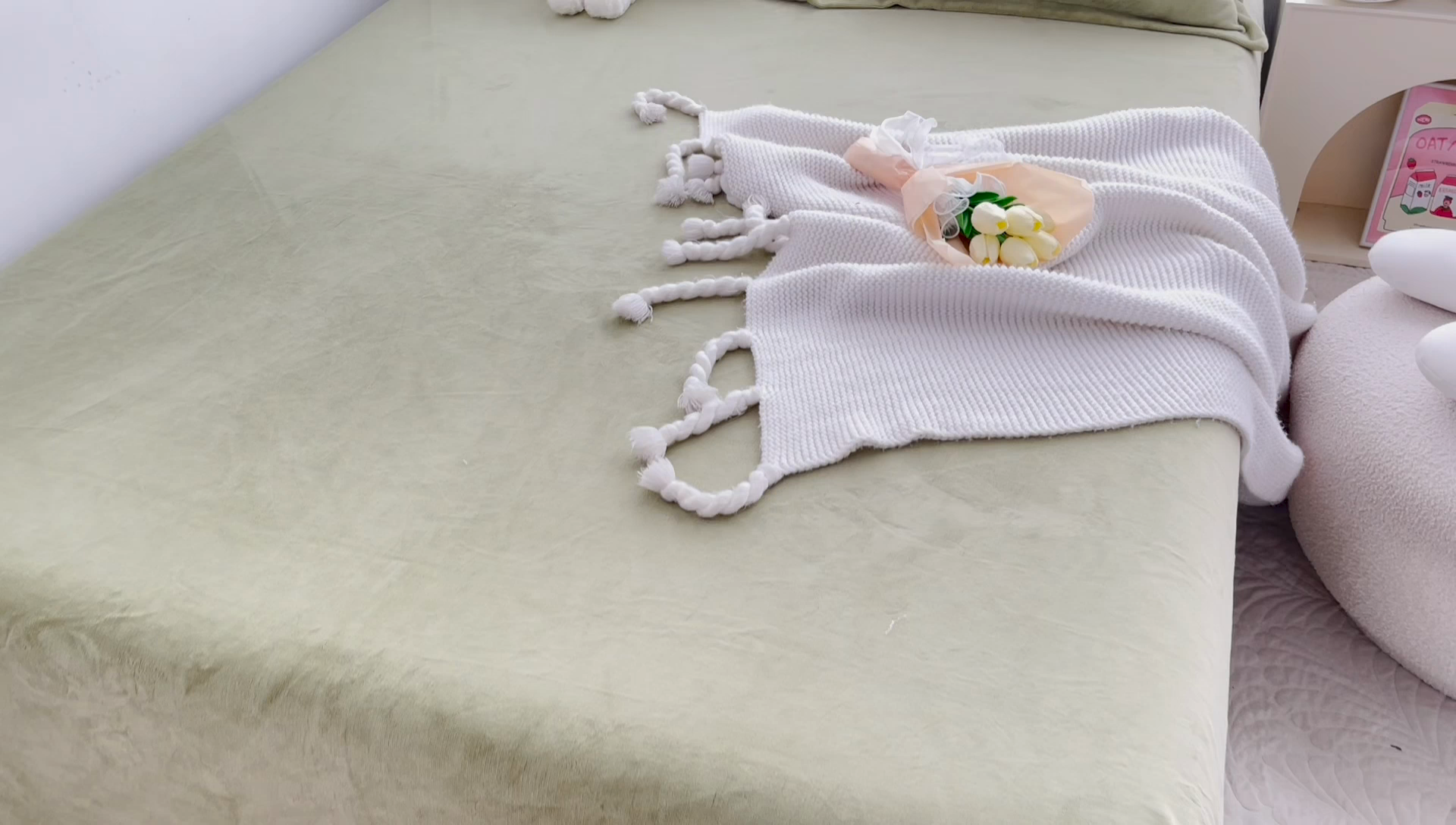 91家纺网 家纺一手货源 找家纺 寐居家纺 2023新款纯色牛奶绒保暖床单 嫩芽绿