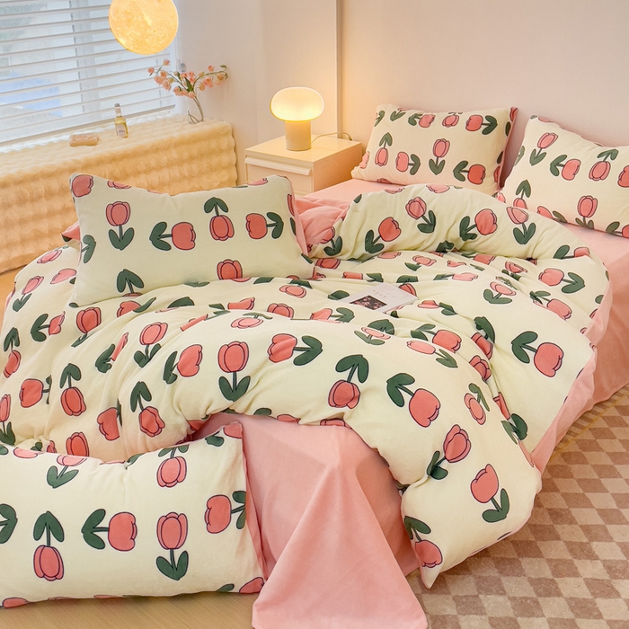 91家纺网 家纺一手货源 找家纺 木堇家居 2023新款牛奶绒印花四件套 粉郁金香