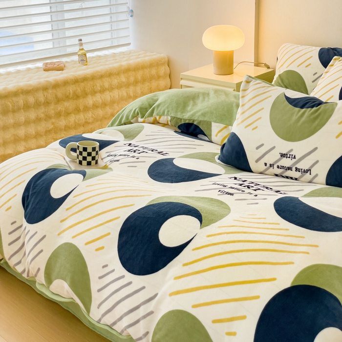 91家纺网 家纺一手货源 找家纺 木堇家居 2023新款牛奶绒印花四件套 极简绿