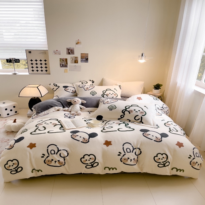 91家纺网 家纺一手货源 找家纺 宅部落 2023新款高克重牛奶绒四件套 欢乐伙伴