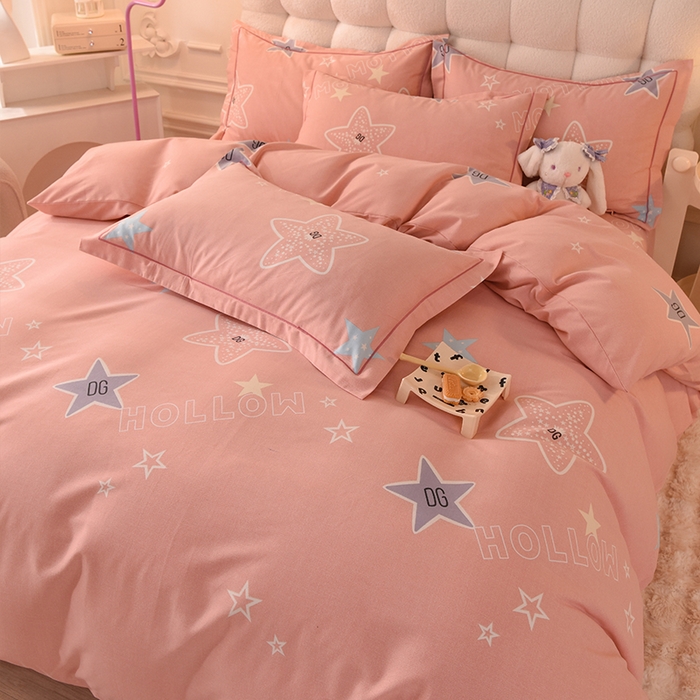 91家纺网 家纺一手货源 找家纺 简如   2025新款全棉磨毛印花四件套 星岛之恋-粉