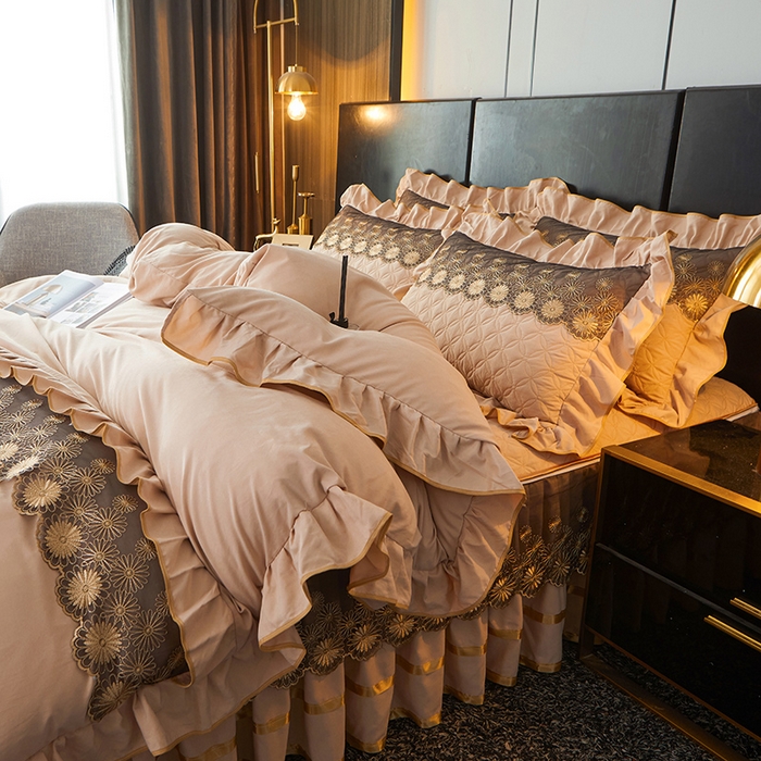 91家纺网 家纺一手货源 找家纺 罗艺轩 2024新款A类蛋白棉夹棉床裙四件套-品味人生 品味人生-香槟