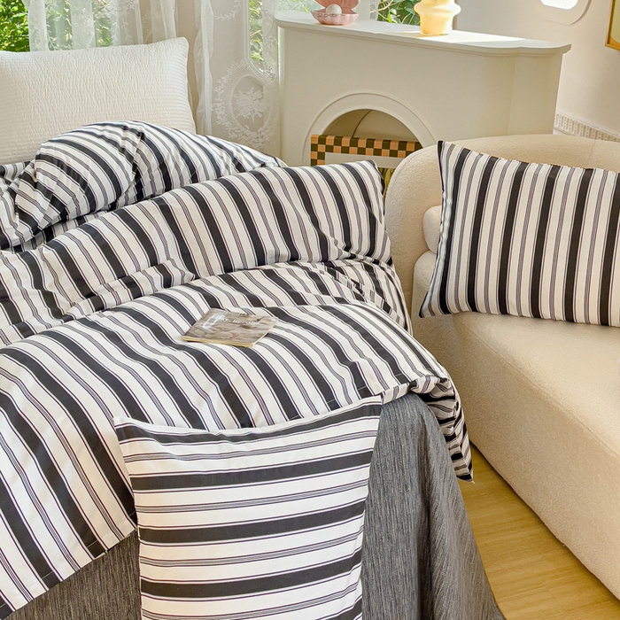 91家纺网 家纺一手货源 找家纺 感遇家纺 2023新款全棉印花四件套 黑白条纹