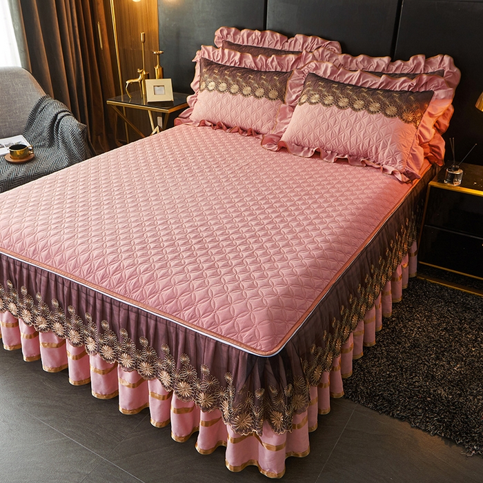 91家纺网 家纺一手货源 找家纺 罗艺轩 2024新款A类蛋白棉夹棉床裙-品味人生 品味人生-豆沙红