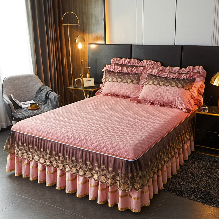 91家纺网 家纺一手货源 找家纺 罗艺轩 2024新款A类蛋白棉夹棉床裙-品味人生 品味人生-豆沙红