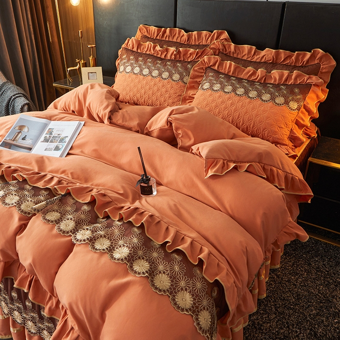 91家纺网 家纺一手货源 找家纺 罗艺轩 2024新款A类蛋白棉夹棉床裙四件套-品味人生 品味人生-爱玛橙