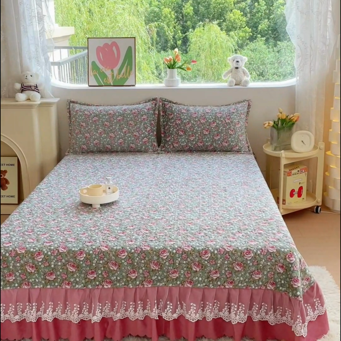 91家纺网 家纺一手货源 找家纺 雅眠居 2023新款直播爆款牛奶绒双层蕾丝床盖夹棉床裙款 复古玫瑰