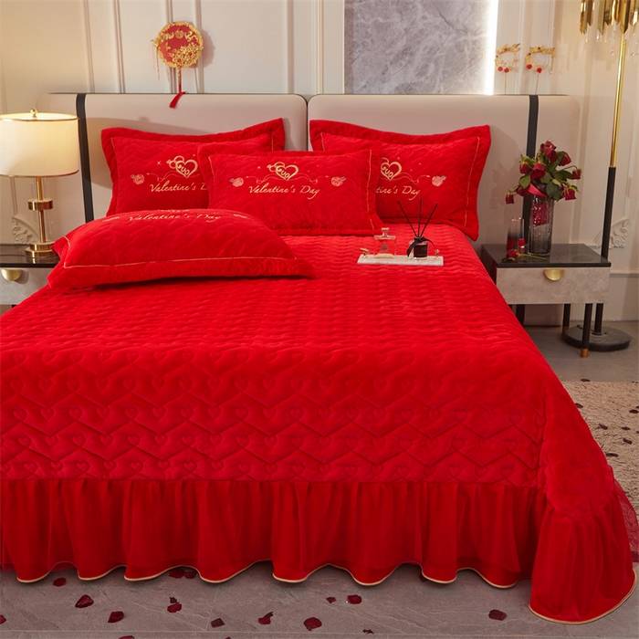 91家纺网 家纺一手货源 找家纺 宜凡家纺 2023秋冬新品婴儿绒婚庆床盖三件套 欢愉