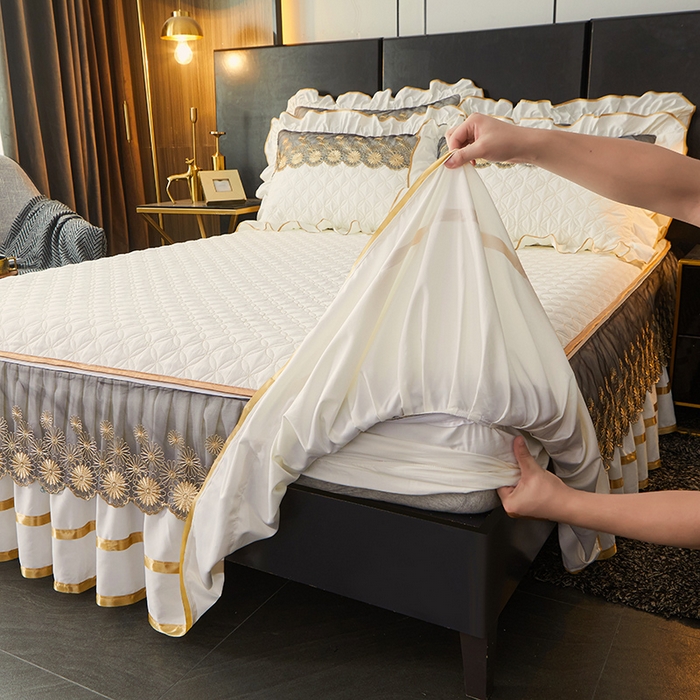 91家纺网 家纺一手货源 找家纺 罗艺轩 2024新款A类蛋白棉夹棉床裙-品味人生 品味人生-珍珠白