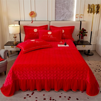 宜凡家纺 2023秋冬新品婴儿绒婚庆床盖三件套 满心欢喜