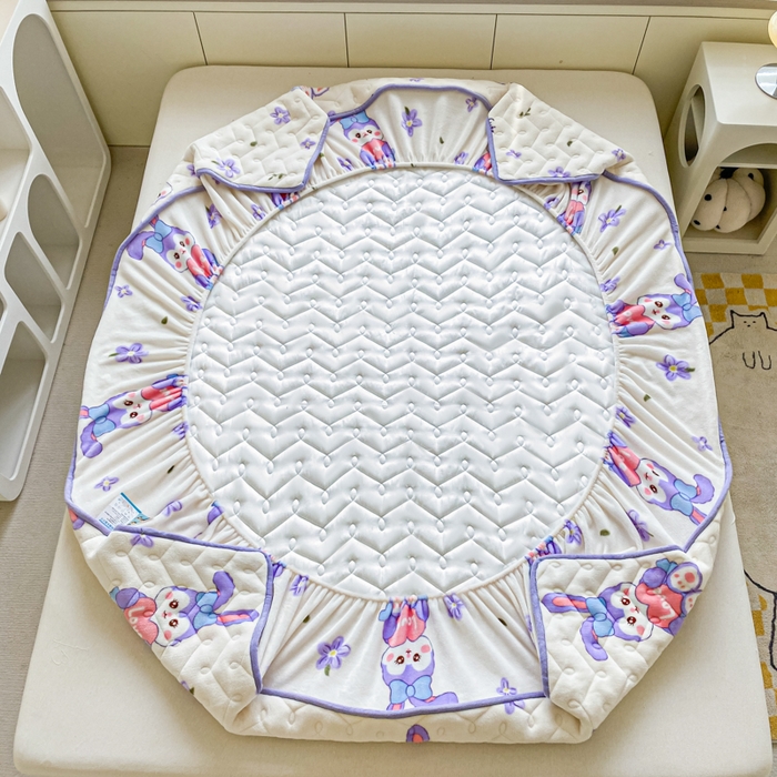 91家纺网 家纺一手货源 找家纺 卡伦家纺 2025新款A类牛奶绒印花被套 星梦露