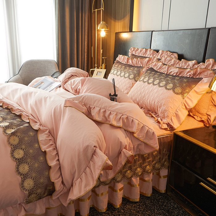 91家纺网 家纺一手货源 找家纺 罗艺轩 2024新款A类蛋白棉夹棉床裙四件套-品味人生 品味人生-樱花粉