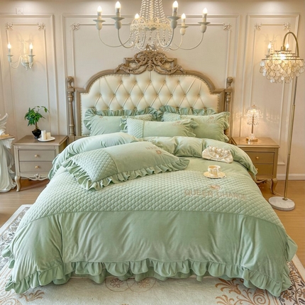 91家纺网 家纺一手货源 找家纺 （总）乐朵 2025秋冬  可可里 婴儿绒 床单款夹棉床盖四件套