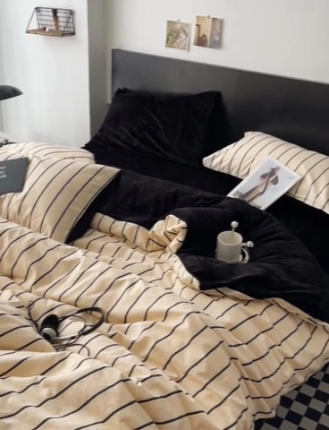 91家纺网 家纺一手货源 找家纺 梦家居 2023 秋冬新品全棉加牛奶绒四件套 米黑条绒