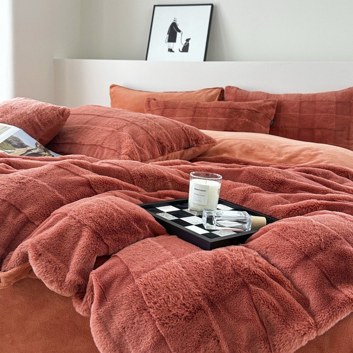 91家纺网 家纺一手货源 找家纺 乐视 2024新款兔兔绒立体剪花绒四件套 黎梦-暮日红