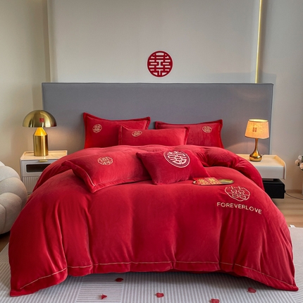 91家纺网 家纺一手货源 找家纺 花愿 2025新款婚庆牛奶绒四件套拍法一 永恒之恋