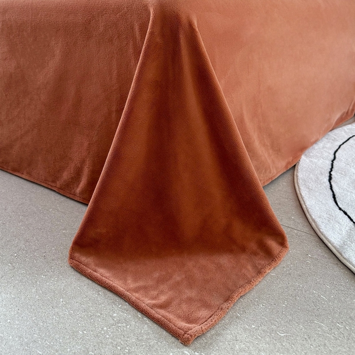 91家纺网 家纺一手货源 找家纺 乐视 2024新款兔兔绒立体剪花绒四件套 黎梦-暮日红